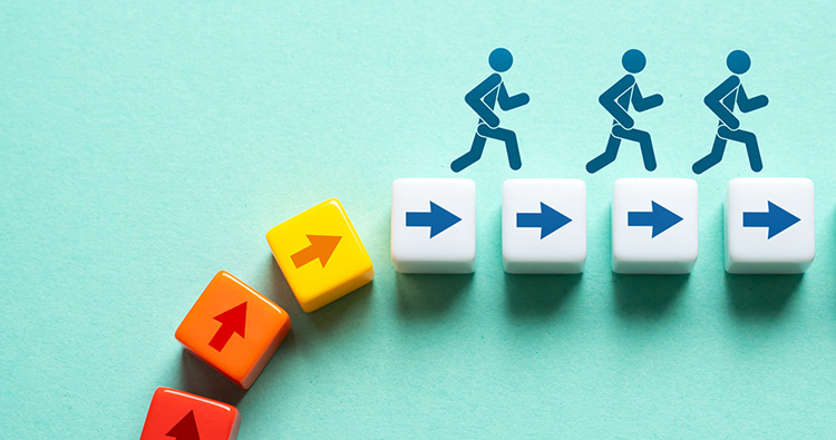 an image of buttons with arrows and an icon of a runner going to the right